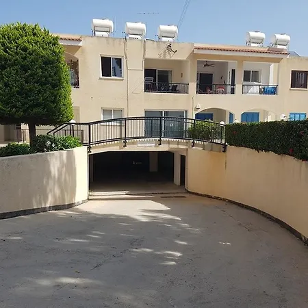 Kyklamino Apartment Paphos